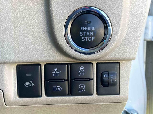 ボタンスタート式☆電子カードキーを携帯していれば、ブレーキを踏みながらボタンを押すだけでエンジンの始動がスマートに行えます