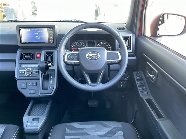店舗にて現車の確認もいただけますので、お電話で在庫のご確認の上、是非ガリバー黒部店までご来店くださいませ！！！