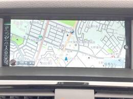 ●純正ナビ:一体感のあるナビは、高級感ある車内を演出してくれます。Bluetooth再生などオーディオ機能も充実しておりますので、運転もより楽しめます♪