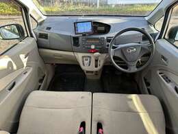 当店は新車・中古車販売、整備、点検、板金、塗装、用品取付・販売、ローン、クレジットカード決済に対応。車の購入からメンテナンスまで幅広くサポート。安心と信頼のサービスを提供します。