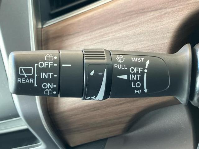 国産車から輸入車まで多様なお客様のニーズのお応えできるように、全国規模で豊富な在庫展開！車のことならWECARSへ！