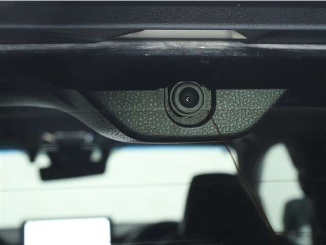 リヤ用ドライブレコーダー装備！これがあれば、相手方が危険運転をしてきた場合などでも客観的に証明でき、事故や事件の直接的な証拠の確保にも生り得ます。
