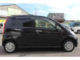 スマートキー！タイミングチェーン！社外ナビ！フォグランプ！電動格納ミラー！保証付！！