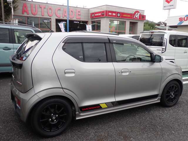 ネットの画像では伝えきれない部分もありますので、ご来店可能なお客様は是非お越し下さい。