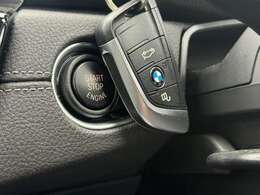 ★スマートキー★雨の日や手が荷物で塞がっているとき鍵が取り出せなくてイライラしたことありませんか？これがあれば解決！鍵がなくてもボタンを押すだけ大変便利な装備です★