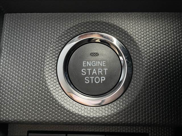 ★★★埼玉最大級の未使用車在庫数を誇るレディバグ！大量仕入れにより、お客様におトクな「低価格」でのご紹介が可能となっています。★★★