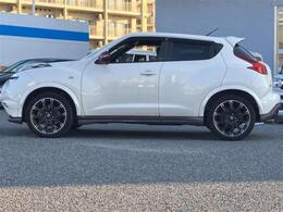 WECARSの在庫ページをご覧いただき誠にありがとうございます！WECARSは「お客様第一」をモットーにお客様のカーライフを全力でサポートいたします！