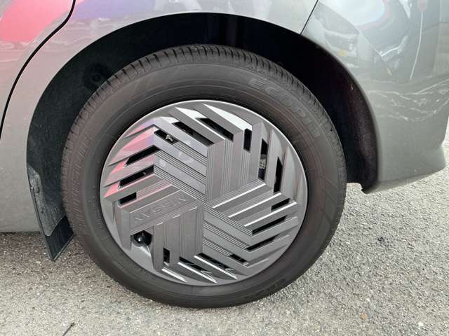 助手席側後輪
