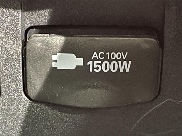 【AC100V/AC100W】電化製品などの電子機器をコンセントに繋いで使用することが可能です！！キャンプなどのアウトドア時に非常に便利です♪