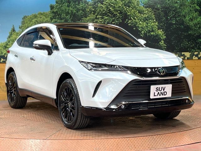 高透明度のガラス皮膜で撥水はもちろん、上質なツヤ・光沢を実現。紫外線や酸性雨から大切な愛車を保護し、色あせ・劣化を防止。「弾スプラッシュコート」、「弾プリミッサコート」からお選びいただけます。