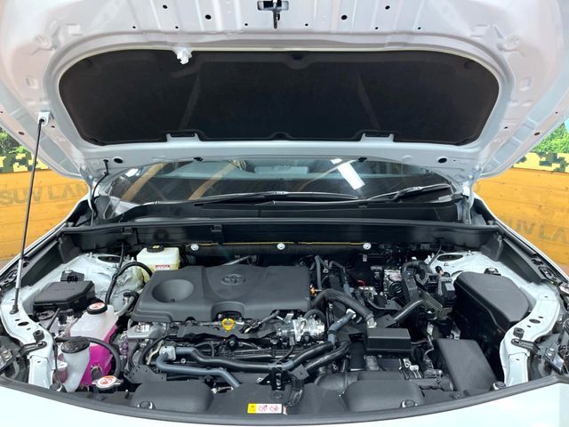 親切・丁寧な専門メカニックスタッフが応対！・車検・点検整備・事故等の修理などアフターサービスも安心。お車のカスタマイズもネクステージのサービススタッフまでご相談ください！