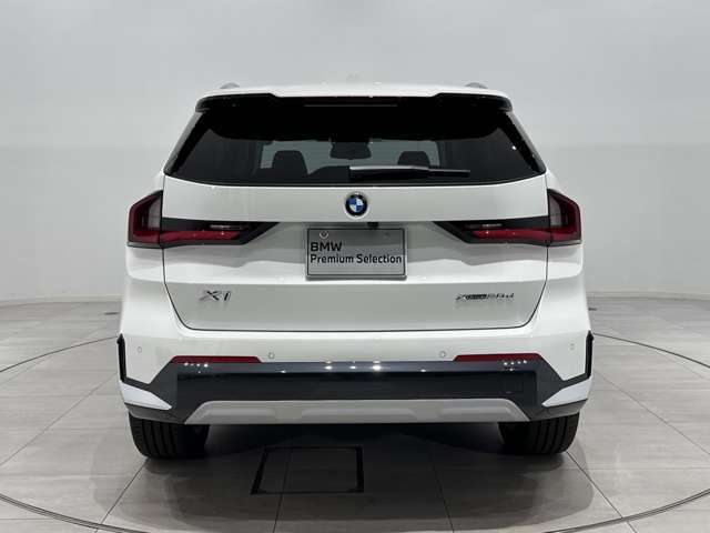 弊社ではオーナー様の安心安全ドライブをサポートさせていただくためにもBMW自動車保険をお勧めしておりますhttps://www.bmw.co.jp/ja/topics/service-and-accessory/financial-services/insurance/index.html＃