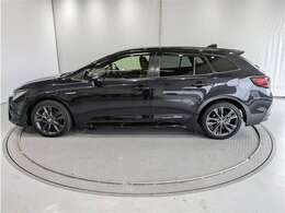 1年間の走行距離無制限のロングラン保証付きです。また、さらに安心をお求めの方には1年～2年の保証延長ができる（有償）もお選びいただけます。