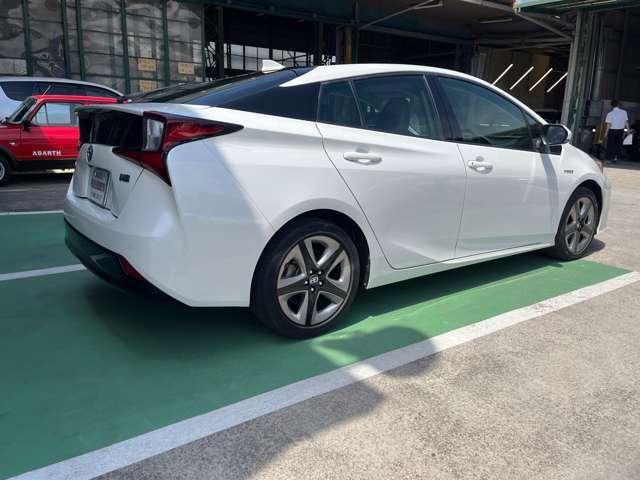 この度は当店のお車をご覧になっていただき、誠にありがとうございます。じっくり現車確認して頂けるよう、ご準備を致します！