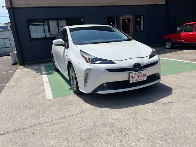 ご覧いただきありがとうございます♪気になったお車がありましたらお気軽にお電話をください♪