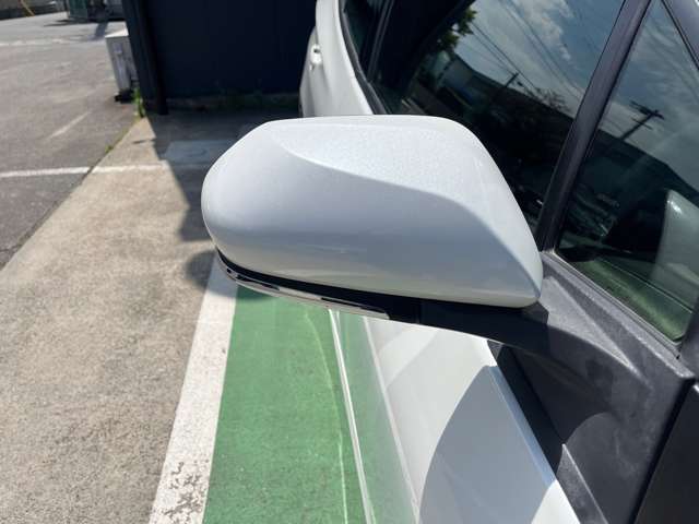 当店のお車をご覧いただきましてありがとうございます。お車についてのご質問やお見積りのご依頼、ご購入にあたってのご相談などお気軽にお問い合わせ下さい！