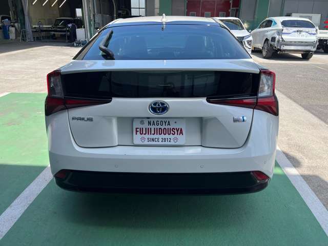 当店のお車をご覧いただきましてありがとうございます。お車についてのご質問やお見積りのご依頼、ご購入にあたってのご相談などお気軽にお問い合わせ下さい！