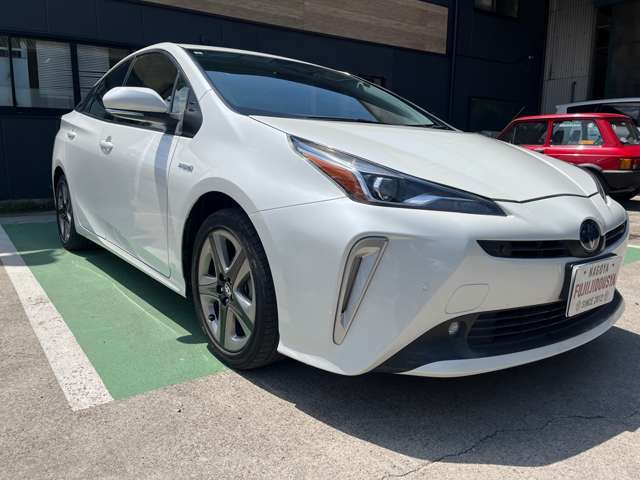 この度は当店のお車をご覧になっていただき、誠にありがとうございます。じっくり現車確認して頂けるよう、ご準備を致します！