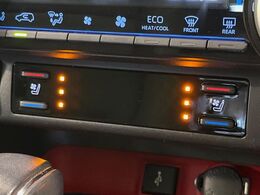 【シートベンチレーション】夏場は涼しい風でお尻や背中の熱やムレを防ぎ、冬はエアコンよりも早く温まってポカポカに！季節を問わず快適に過ごせます。