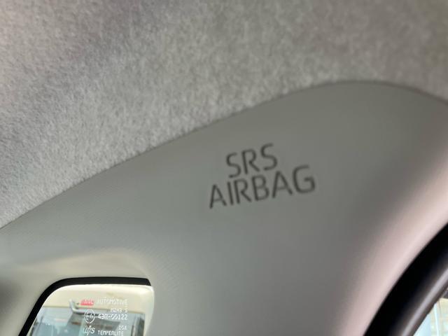 カーテンシールドエアバッグが装備されています！万が一の横方向からの衝撃からあなたを守ってくれます。