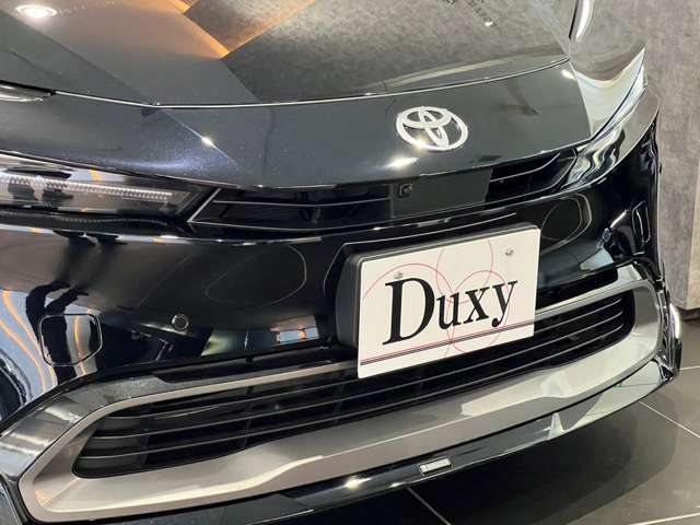迫力のフロントフェイス☆彡皆様のセンスで素敵なお車に仕上げてください☆彡　私たちはドレスアップ、カスタムのお手伝いをさせて頂きます。　じっくりしっかりご意見を伺いながら素敵なお車に仕上げて参ります☆彡