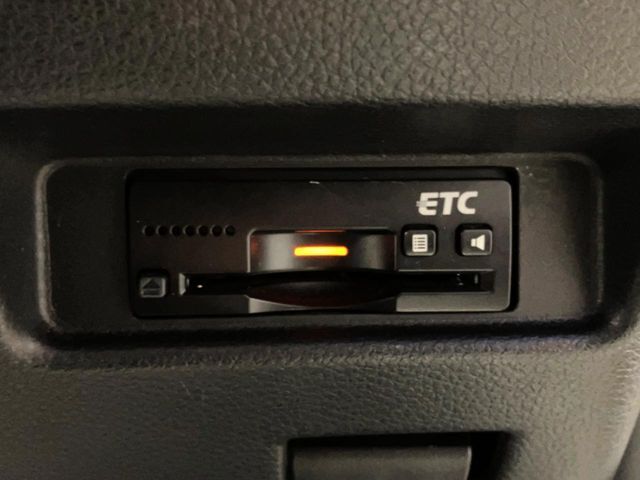 ★高速走行もスムーズにお支払いが可能な【ETC】ご納車までにセットアップを行い、ご納車時にはご利用いただけるようにいたします♪