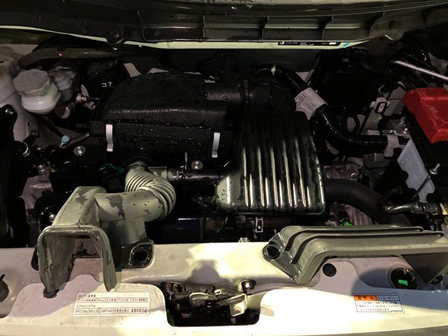 親切・丁寧な専門メカニックスタッフが応対！・車検・点検整備・事故等の修理などアフターサービスも安心。お車のカスタマイズもネクステージのサービススタッフまでご相談ください！