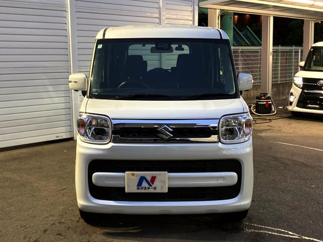 親切・丁寧な専門メカニックスタッフが応対！・車検・点検整備・事故等の修理などアフターサービスも安心。お車のカスタマイズもネクステージのサービススタッフまでご相談ください！