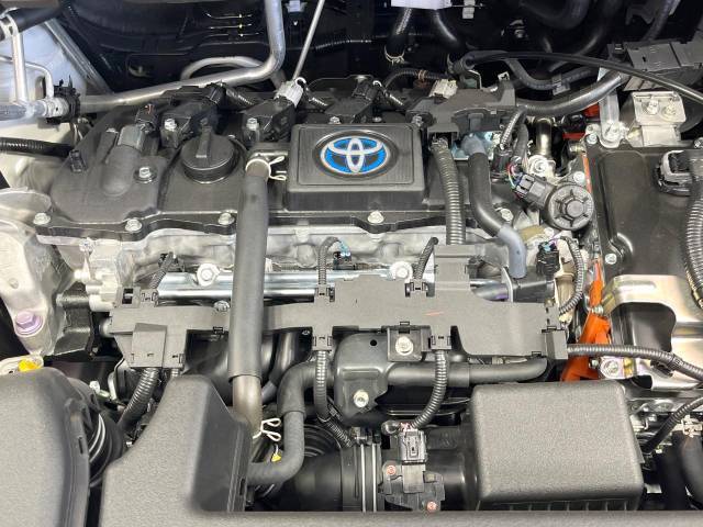 親切・丁寧な専門メカニックスタッフが応対！・車検・点検整備・事故等の修理などアフターサービスも安心。お車のカスタマイズもネクステージのサービススタッフまでご相談ください！