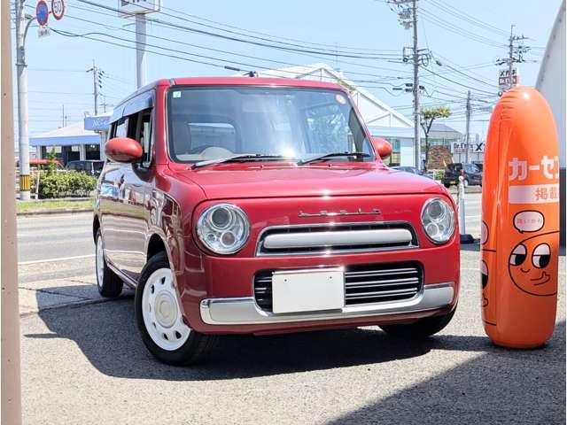 外装も特に目立つ大きな傷やヘコみ等も無くキレイな状態です