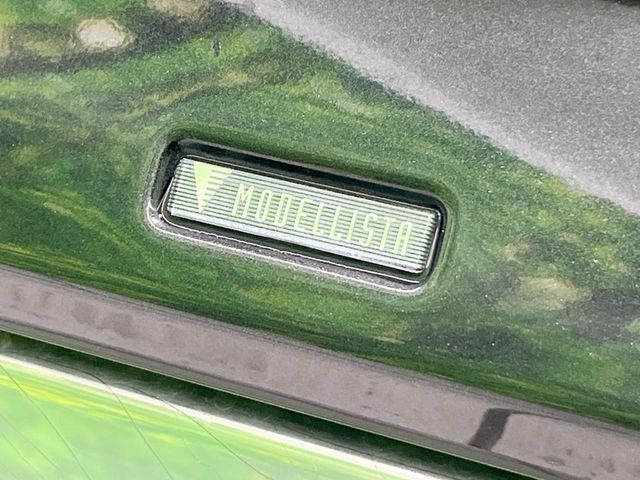 【モデリスタエアロ】人気のモデリスタエアロを装着！クルマの外観がよりスタイリッシュになり、街中で存在感あふれる1台に♪将来買い替える時にもリセールに影響しやすく、価値ある人気の装備です！