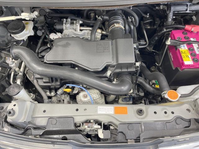 親切・丁寧な専門メカニックスタッフが応対！・車検・点検整備・事故等の修理などアフターサービスも安心。お車のカスタマイズもネクステージのサービススタッフまでご相談ください！