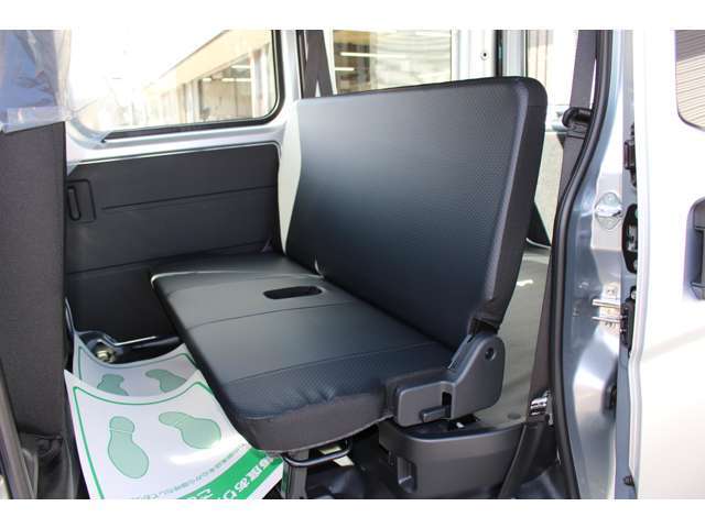 販売部門では月100台お任せいただき、車検部門では月に500台お任せ頂いております！豊富な販売や車検の実績を積んだスタッフが対応をさせて頂きますのでご安心してご来店くださいませ！※2023年実績