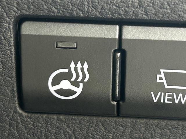 【ステアリングヒーター】冬場の寒い日に手がかじかんで運転が危険にさらされることもこれがあれば安心です！！ハンドルがじわっと暖かくなります♪