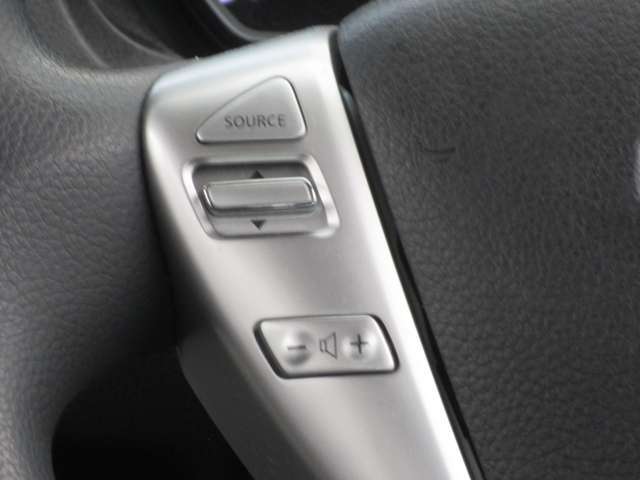 安全機能多彩なスイッチ類