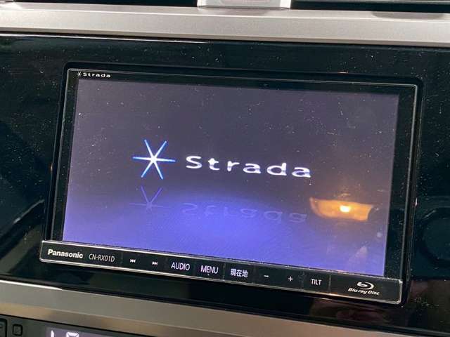 【メーカーSDナビ】FM＆AMを聴くことは勿論のこと！！CD＆DVD再生可能で地デジTVの視聴も可能な多機能ナビでドライブも快適ですよ☆