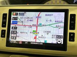 【純正ナビ】人気の純正8型ナビを装備しております。ナビの使いやすさはもちろん、オーディオ機能も充実！キャンプや旅行はもちろん、通勤や買い物など普段のドライブも楽しくなるはず♪