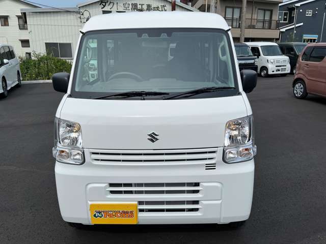 本社（さいたま市見沼区）、パッカーズ岩槻店（さいたま市岩槻区）、与野店（さいたま市中央区）、パッカーズ39.8店（さいたま市見沼区）、高須自動車グループの豊富な在庫でみなさまをお迎えいたします。