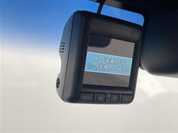 【後部座席操作部】後部座席を快適に過ごしていただくための便利な装備が付いています！