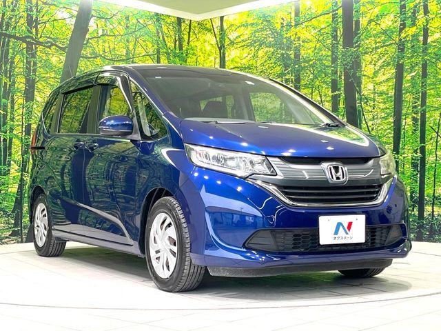 大好評のボディコーティング「弾スプラッシュコート」もご納車までに施工可能。通常のガラスコートと異なる、耐久年数6年の無機質ガラスコーティングが、ボディをキレイな状態に保ってくれます。