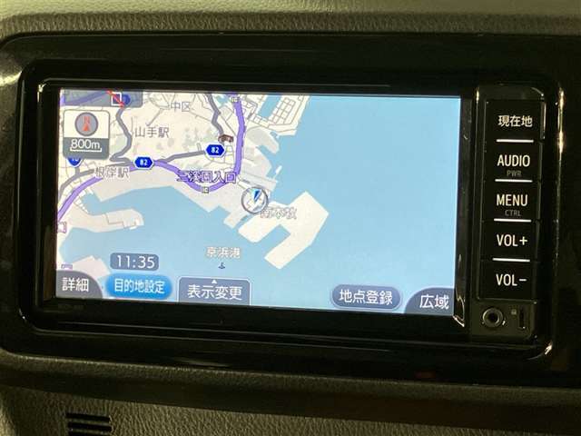 いまや必須装備「ナビゲーション」搭載！知らない場所にスイスイッとドライブ。もう、これなしではハンドルを握れませんね！でも運転中の操作は危険ですのでご注意ですね☆
