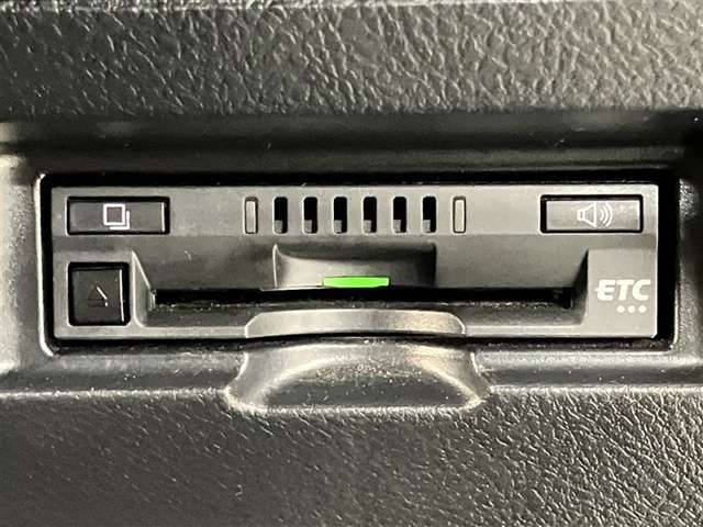快適なドライブにはETCが欠かせません。ETCの再セットアップを行います。