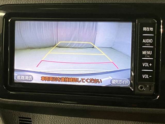 いまや必須装備「ナビゲーション」搭載！知らない場所にスイスイッとドライブ。もう、これなしではハンドルを握れませんね！でも運転中の操作は危険ですのでご注意ですね☆