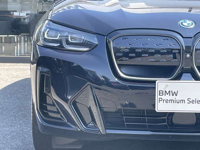 自動車保険も純正のクオリティを。BMWの正規ディーラーのみが取り扱い可能な、BMW専用自動車保険。専任のスタッフが皆様のカーライフを24時間365日サポート致します。
