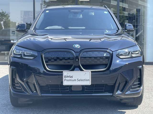 時を経ても深い魅力を放ち続けるBMW。より快適にお乗り頂くためにサポートプログラムをご用意しております。※認定中古車保証は登録日より最長4年間まで延長が可能です。