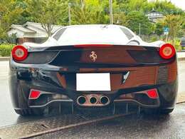 純正OPフロント、リアパークセンサー付！ナビ連動バックカメラ付！可変バルブ付マフラー！フェラーリV8サウンドがイイ音奏でます！