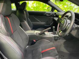 「この車の写真をもっと見たい」「状態が気になる」「この装備はついている？」どんな小さな疑問でもお気軽にお問い合わせください！