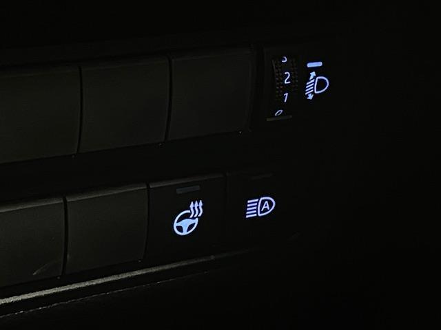 【運転席操作部】快適なドライブを楽しむための機能が装備されています！運転席から触れるので、使いやすいです！除菌プランいれていただくと、さらに清潔で安心していただけます！