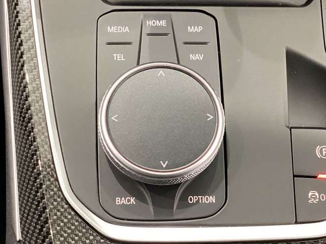 日本全国ご納車可能です。　遠方の方もご安心ください。お客様の管轄の陸運事務所にてご登録後、ご自宅までお車をお持ちいたします。弊社では、北海道から沖縄まで全国に販売実績がございます。