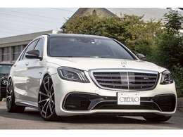 社外22inAW/カーボンドアミラー/カーボンインテリアパネル/後期タイプグリル/ロワリングキット/ABCサスペンション/レッドブレーキキャリパー/アルカンターラステアリング/パドルシフト/